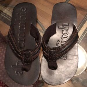 Leather boys Abercrombie flip fllops